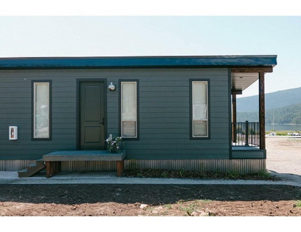 Terra Nova Cabins Запад Йеллоустон Экстерьер фото
